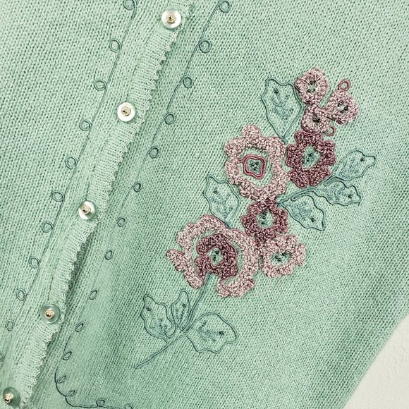 Koret Women's Sea Foam Green Button Floral Embroidered Beaded Knit Sweater Vest - Picture 7 of 12
